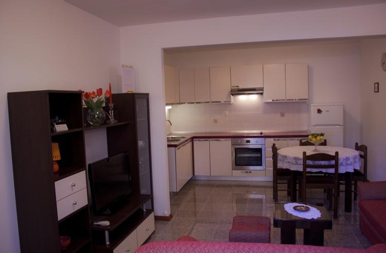 Apartment And Room Daria Vis Exterior foto